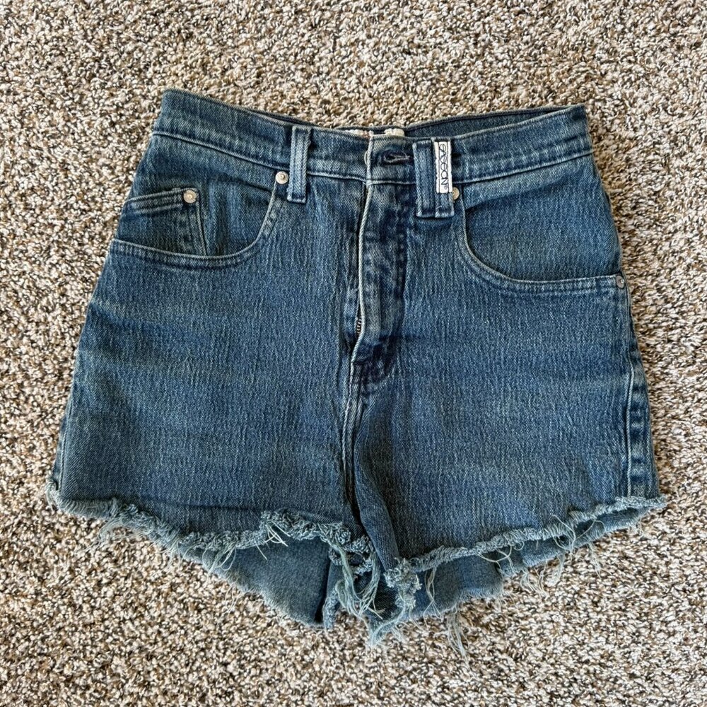 Vintage Sasson High-Waisted Cutoff Jean Shorts – Blue Denim – XS/S